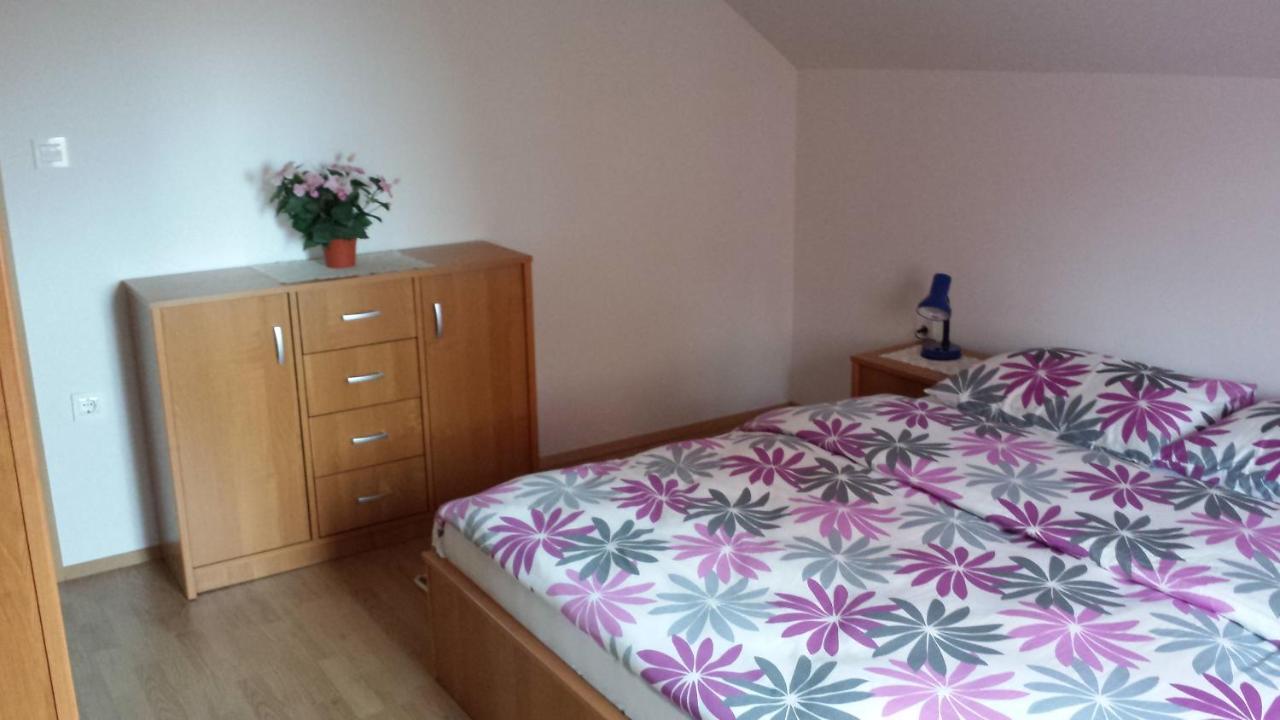 Apartment House Sumrak Bizeljsko Eksteriør billede